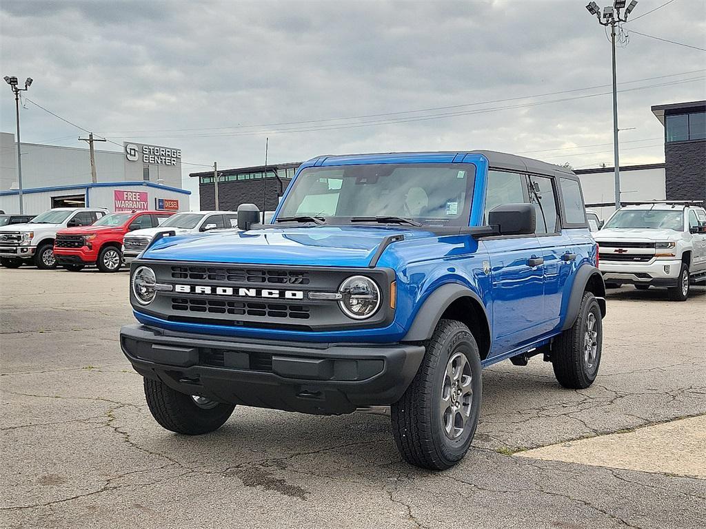 new 2025 Ford Bronco car, priced at $42,480