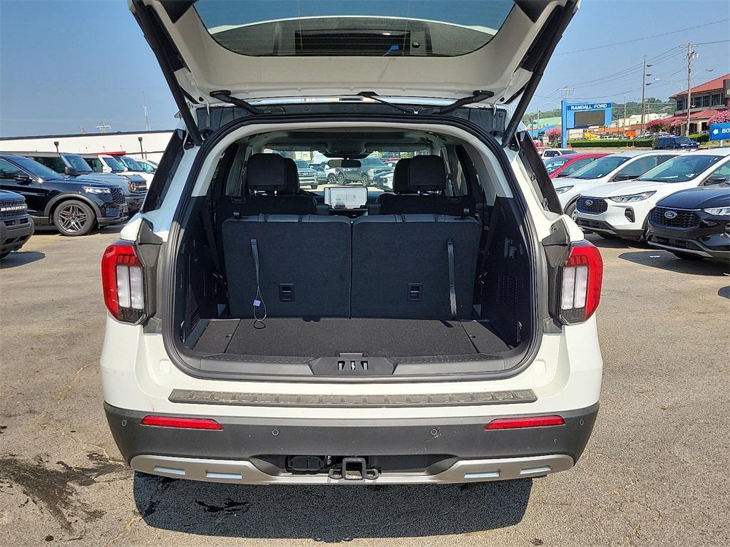 new 2025 Ford Explorer car, priced at $45,819