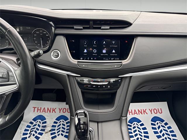 used 2023 Cadillac XT5 car, priced at $30,995