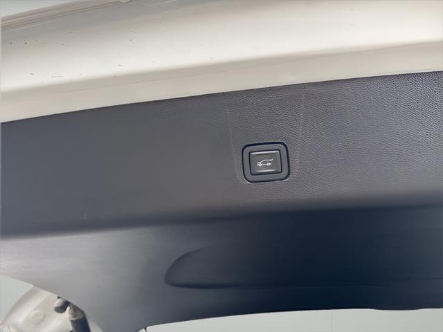 used 2023 Chevrolet Traverse car, priced at $38,795