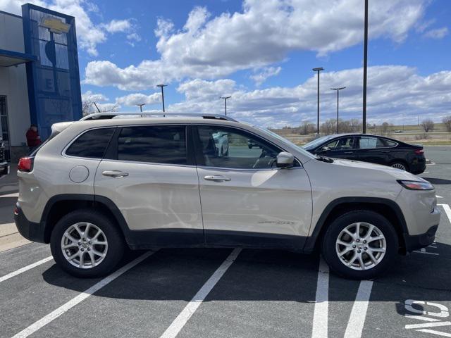 used 2015 Jeep Cherokee car, priced at $7,500