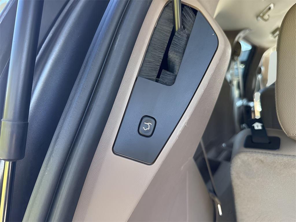 used 2016 Chrysler Town & Country car, priced at $10,995