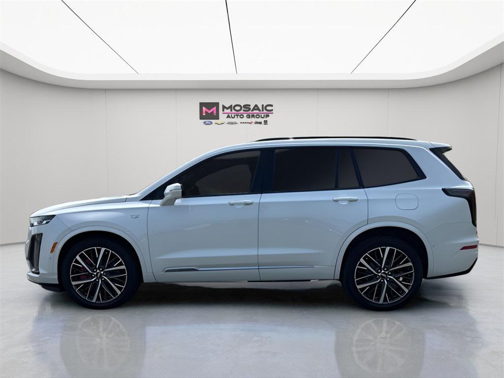 used 2023 Cadillac XT6 car, priced at $41,895
