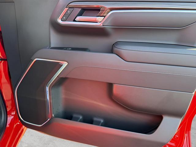 new 2025 Chevrolet Silverado 1500 car, priced at $46,197