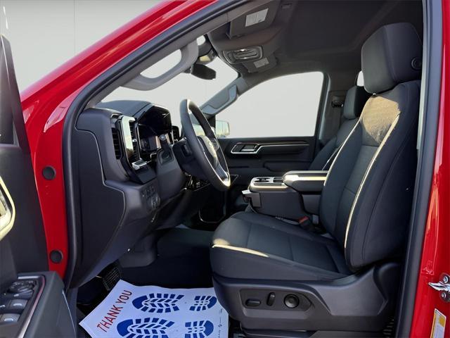 new 2025 Chevrolet Silverado 1500 car, priced at $46,197