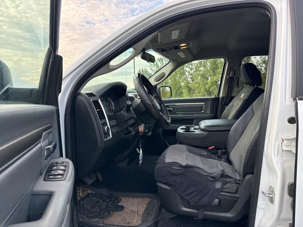 used 2019 Ram 1500 Classic car, priced at $22,995