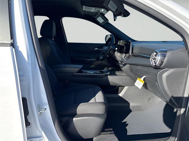 new 2025 Chevrolet Equinox car, priced at $30,046