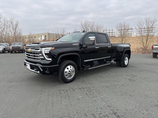 new 2025 Chevrolet Silverado 3500 car, priced at $85,918