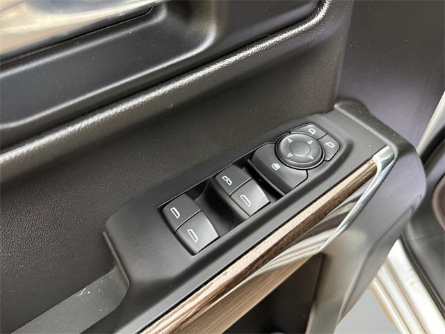 used 2022 Chevrolet Silverado 1500 car, priced at $33,995