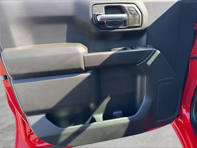 new 2024 Chevrolet Silverado 1500 car, priced at $39,932