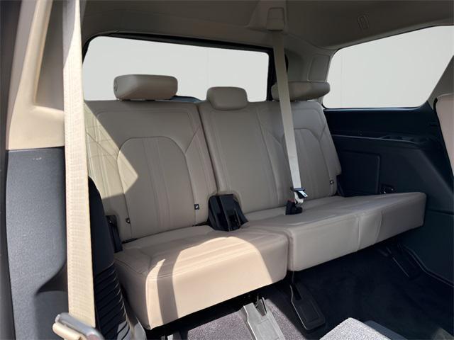 used 2022 Ford Expedition car, priced at $53,995
