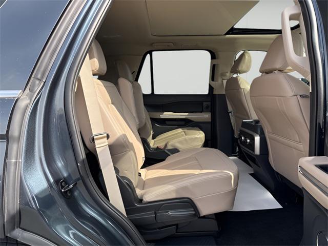 used 2022 Ford Expedition car, priced at $53,995