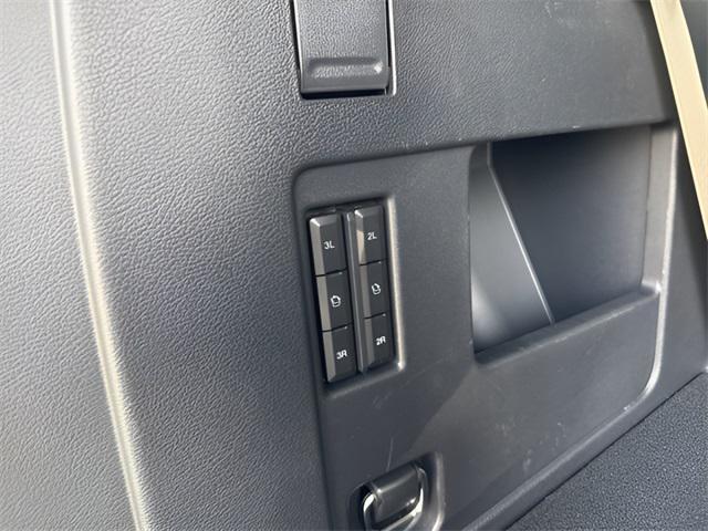 used 2022 Ford Expedition car, priced at $53,995