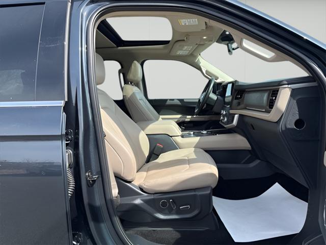 used 2022 Ford Expedition car, priced at $50,990