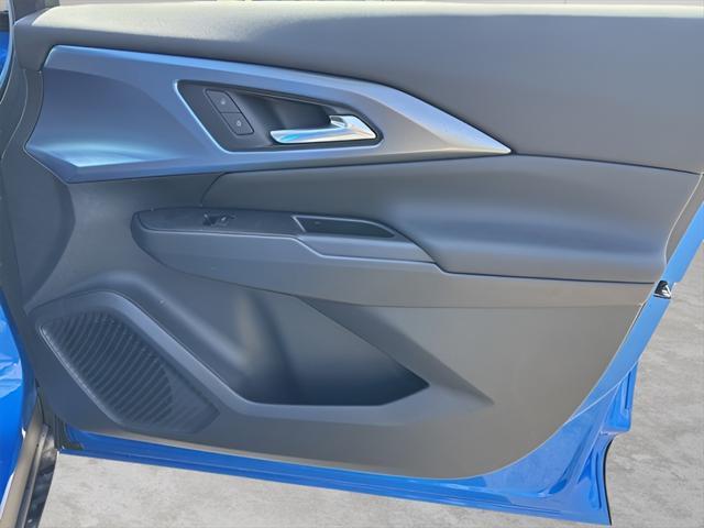 new 2025 Chevrolet Equinox EV car, priced at $46,490