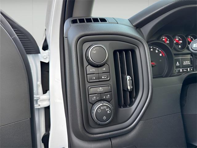 new 2025 Chevrolet Silverado 1500 car, priced at $39,039