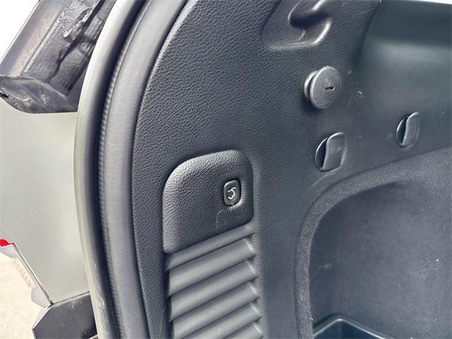 used 2018 Jeep Grand Cherokee car, priced at $18,995