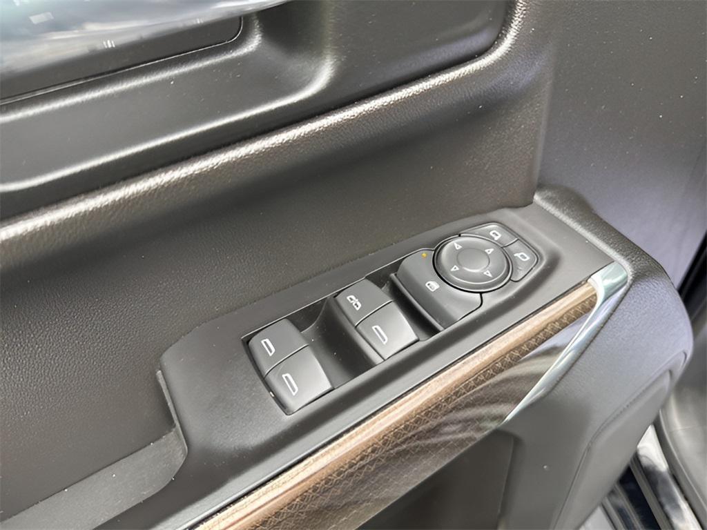 used 2022 Chevrolet Silverado 1500 car, priced at $34,495