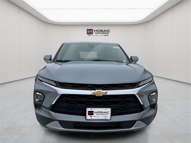 new 2025 Chevrolet Blazer car, priced at $35,952