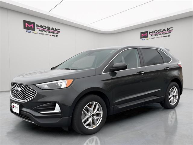 used 2024 Ford Edge car, priced at $27,495