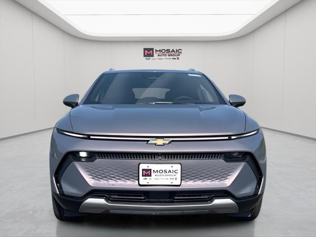 new 2025 Chevrolet Equinox EV car, priced at $44,990