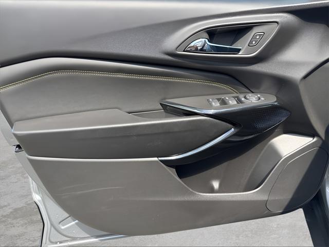 new 2025 Chevrolet Trax car, priced at $25,485