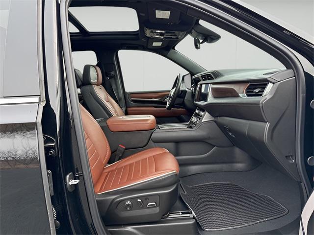 used 2024 GMC Yukon car, priced at $86,990
