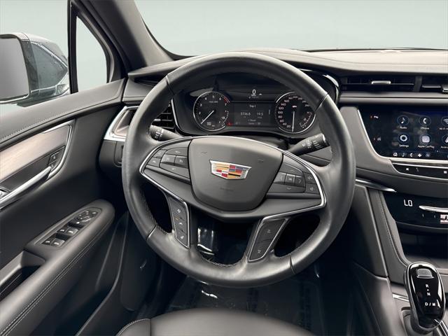 used 2021 Cadillac XT5 car, priced at $27,995