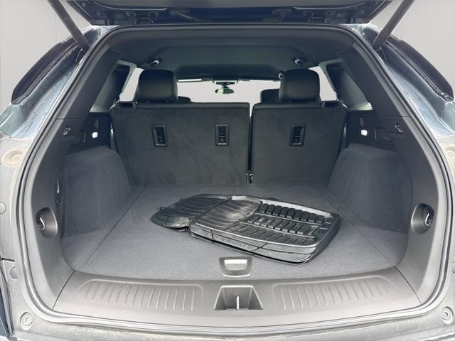 used 2021 Cadillac XT5 car, priced at $27,995