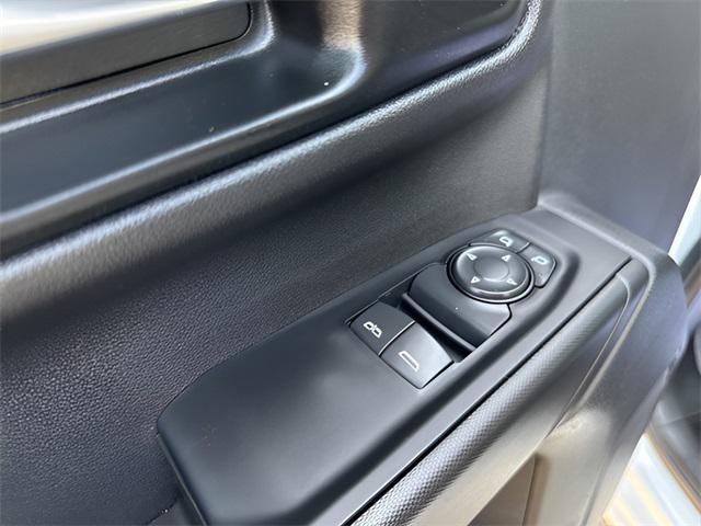 new 2025 Chevrolet Silverado 1500 car, priced at $36,553