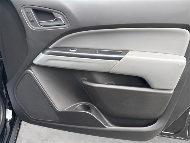 used 2015 Chevrolet Colorado car, priced at $15,990