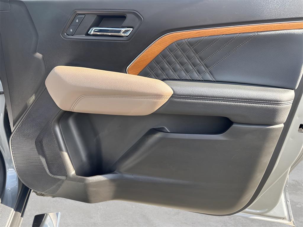 used 2023 GMC Canyon car, priced at $42,995