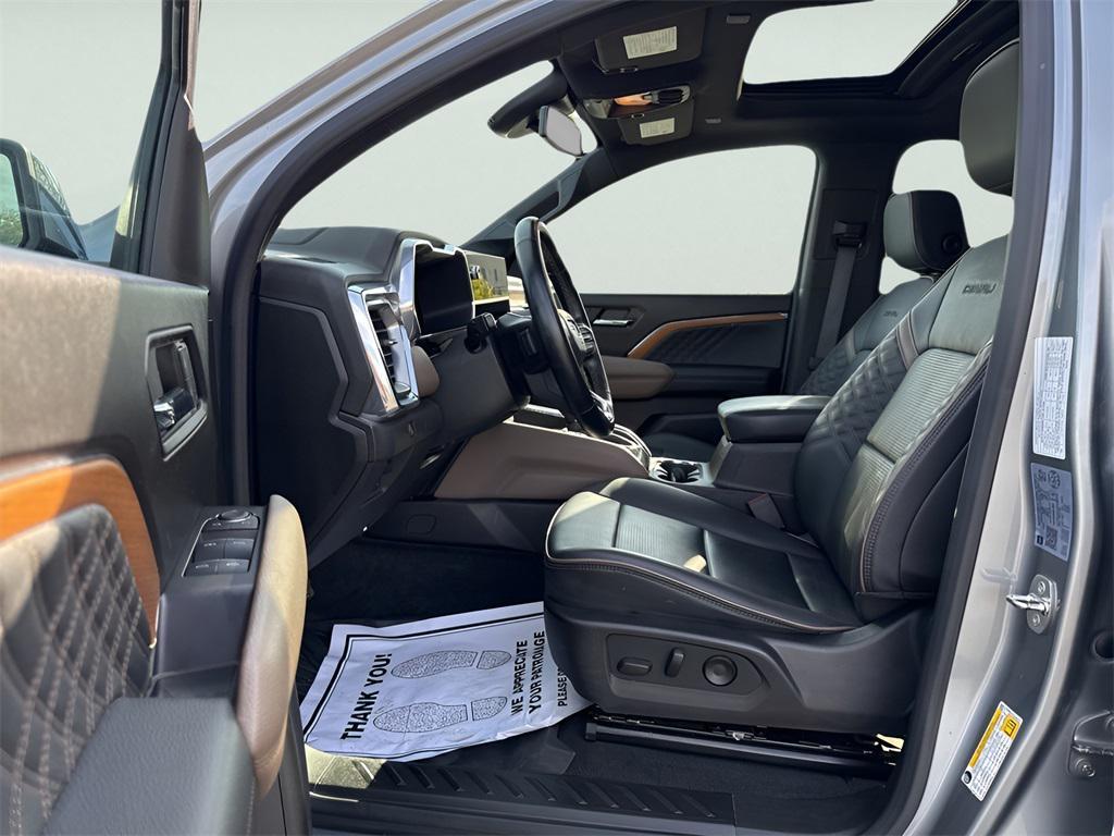 used 2023 GMC Canyon car, priced at $42,995