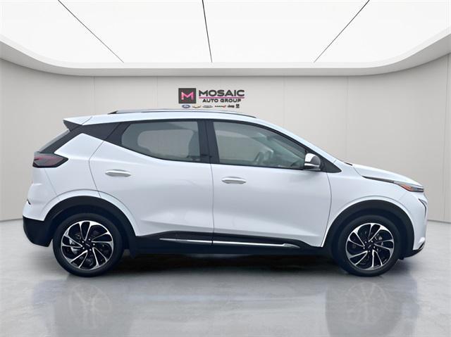 used 2022 Chevrolet Bolt EUV car, priced at $20,495