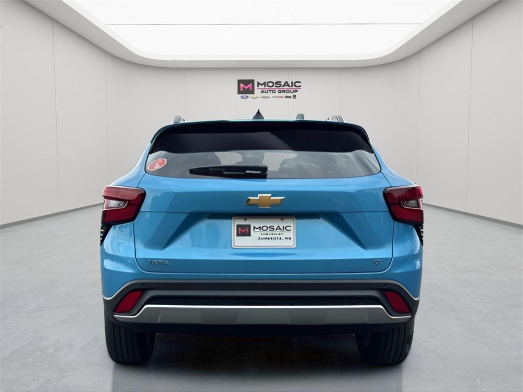new 2025 Chevrolet Trax car, priced at $25,880