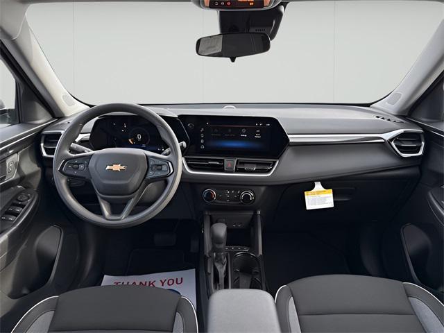 new 2025 Chevrolet TrailBlazer car, priced at $26,226