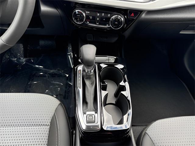new 2025 Chevrolet Trax car, priced at $24,904