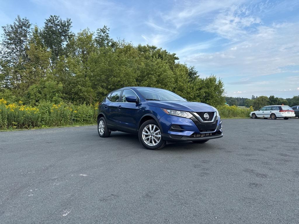 used 2021 Nissan Rogue Sport car, priced at $13,495