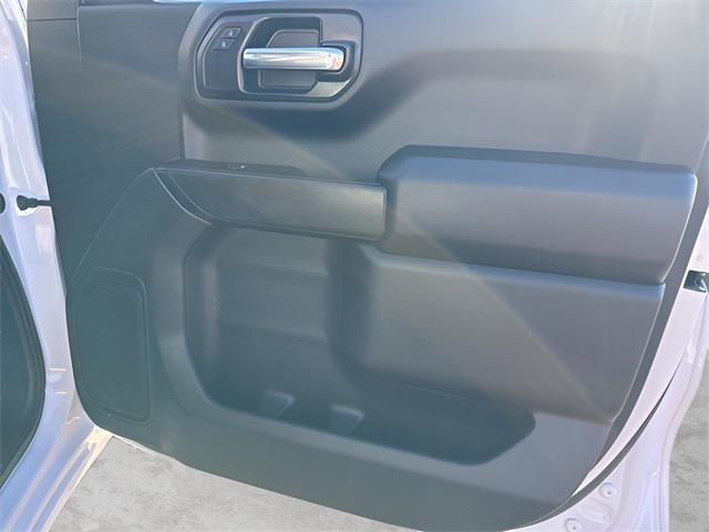 used 2024 GMC Sierra 1500 car, priced at $39,990