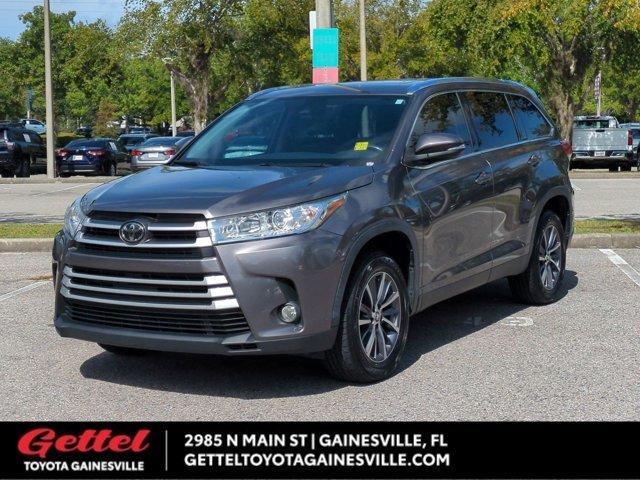 used 2019 Toyota Highlander car, priced at $23,981