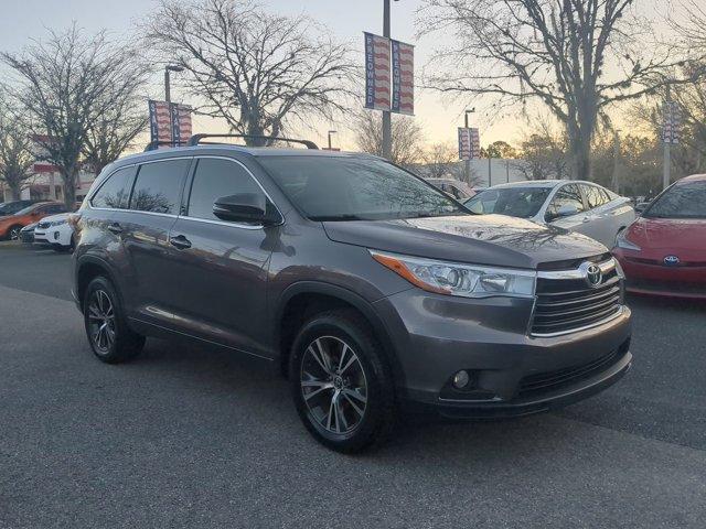 used 2016 Toyota Highlander car, priced at $16,139