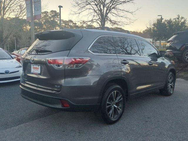 used 2016 Toyota Highlander car, priced at $16,139