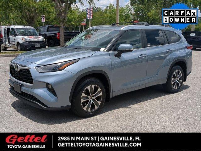 used 2023 Toyota Highlander car, priced at $39,515
