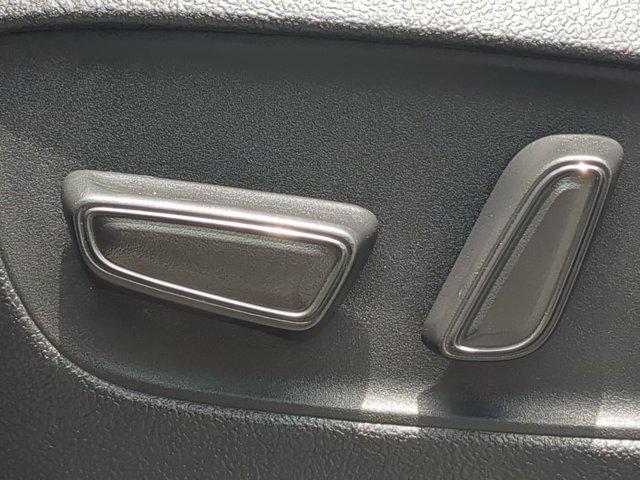 used 2023 Toyota Highlander car, priced at $39,616