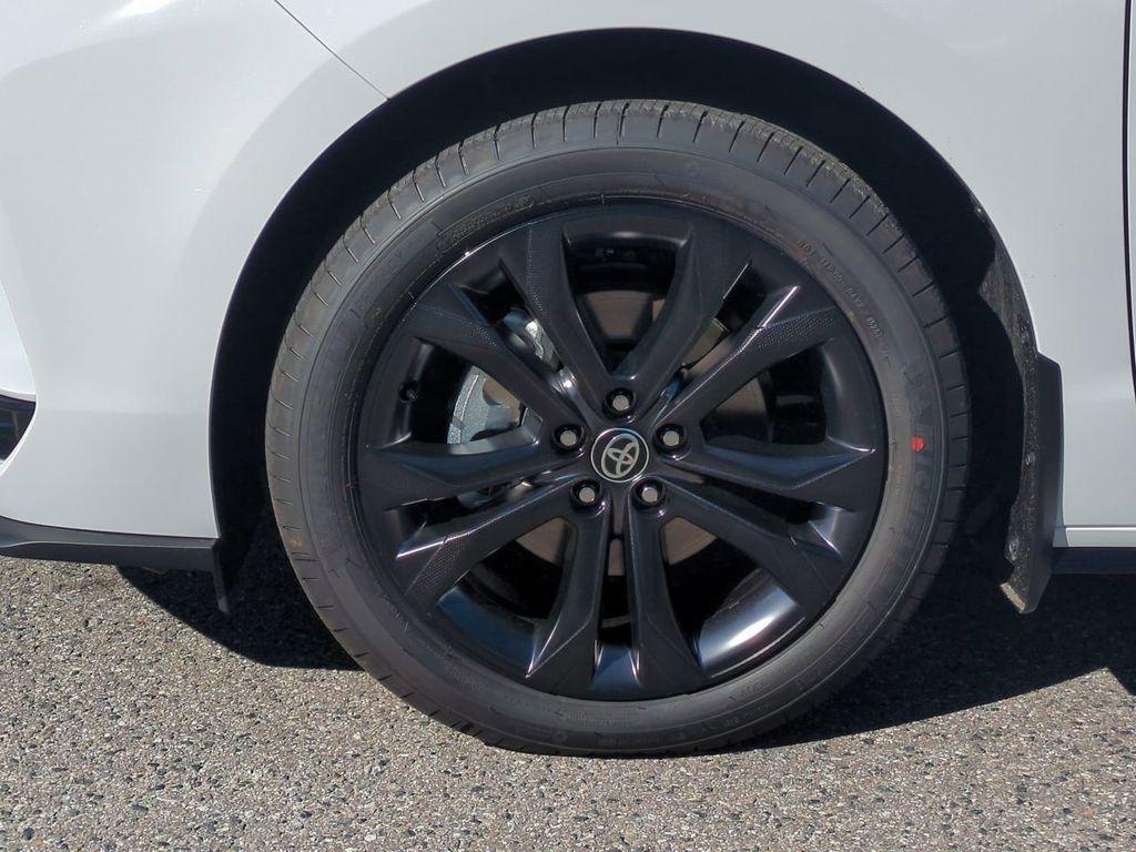 new 2025 Toyota Sienna car, priced at $48,226