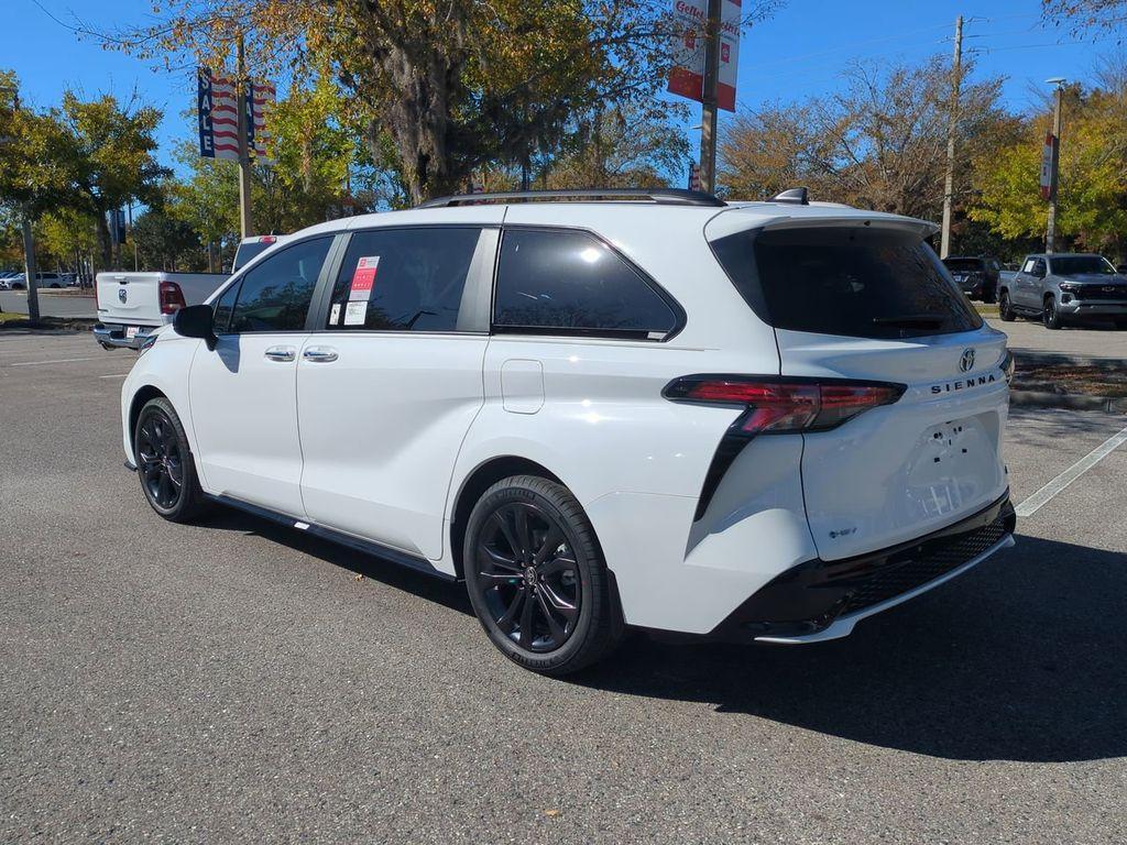 new 2025 Toyota Sienna car, priced at $48,226