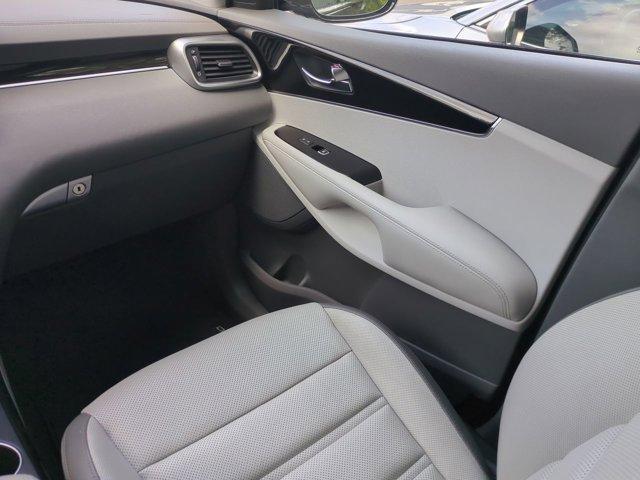 used 2020 Kia Sorento car, priced at $23,836