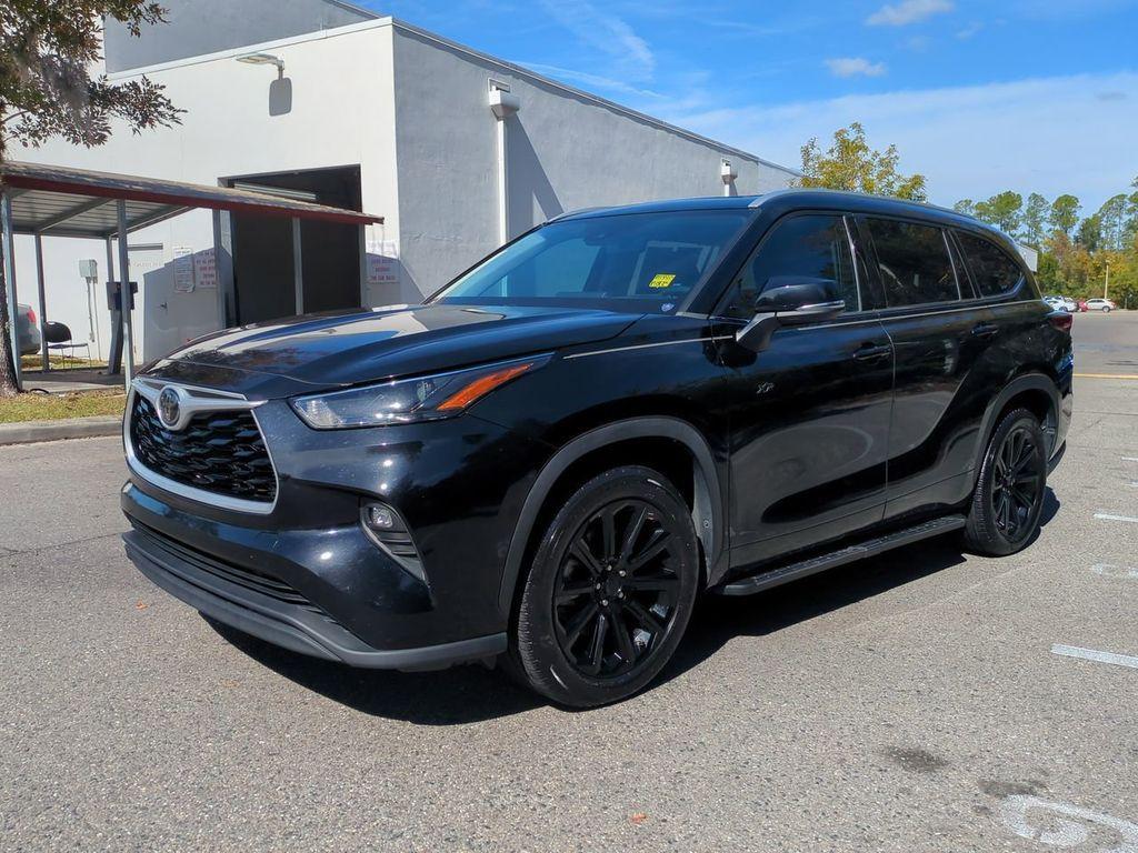 used 2022 Toyota Highlander car, priced at $23,823