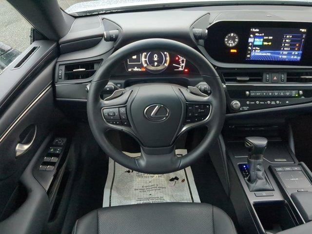 used 2022 Lexus ES 350 car, priced at $34,979