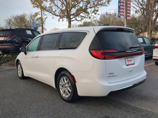 used 2023 Chrysler Pacifica car, priced at $23,498